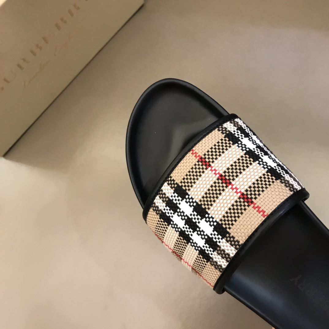 Burberry Slippers